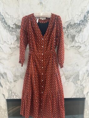 Trovata Rust Geometric Button-Front Long Sleeve Midi Dress